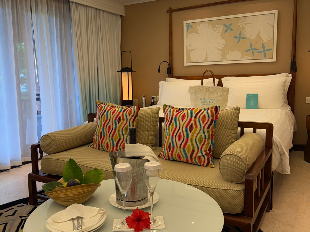 康斯丹蕾沐莉亚度假酒店主图