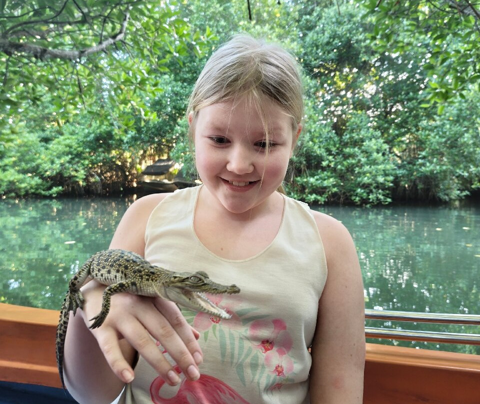 Lucky Boat Safari-班托塔必去景点