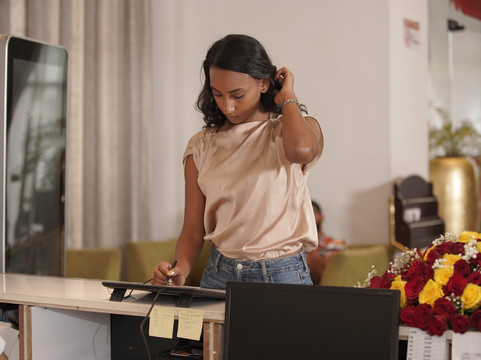 Elgel Hotel And Spa主图