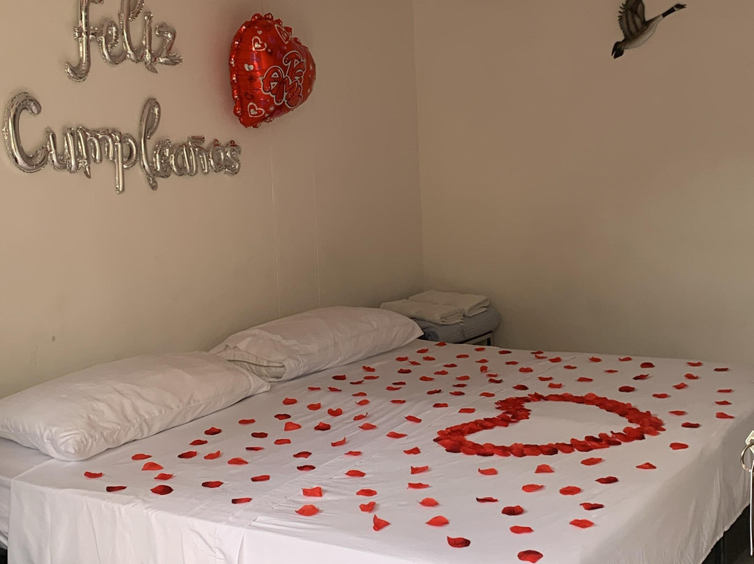 Sky Club Eco Hotel / Operador Turistico主图