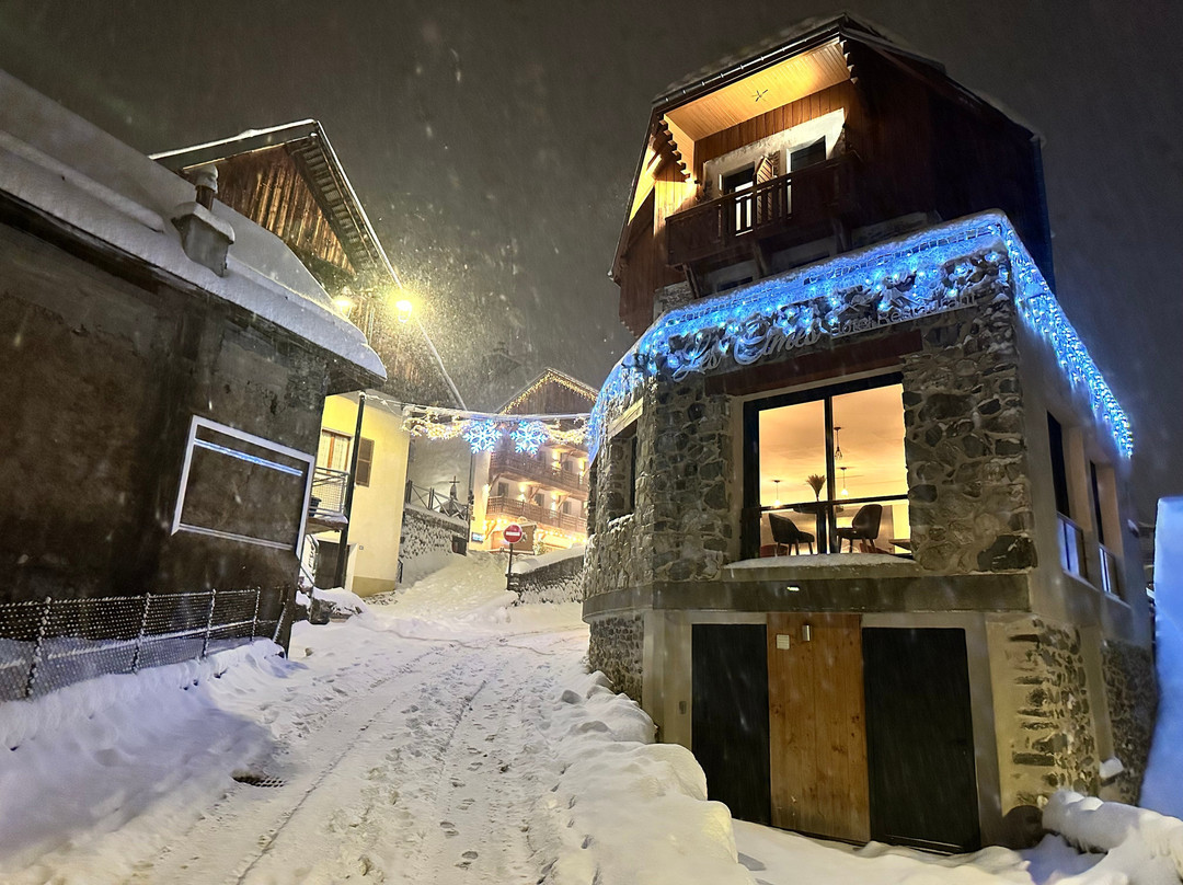 Hôtel & Restaurant Les Cimes - Madame Vacances主图