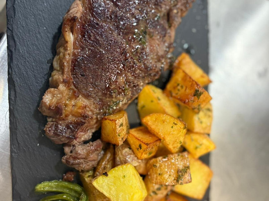 Meson del Portazgo EL CISNE-Zuera必去景点