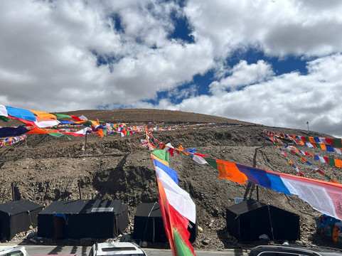 Yellowbird Tour-成都必去景点