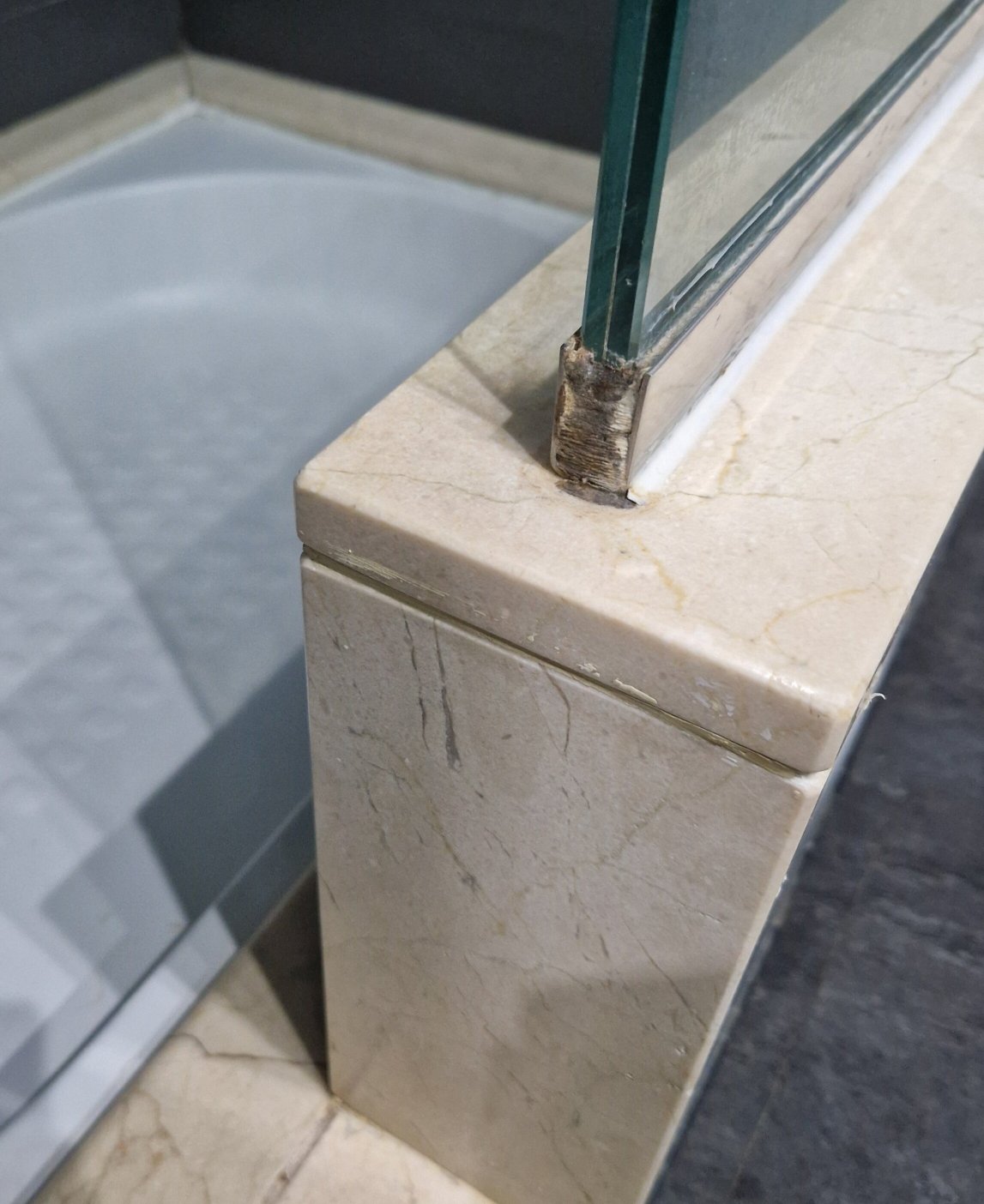 Axel Beach Maspalomas-浴室