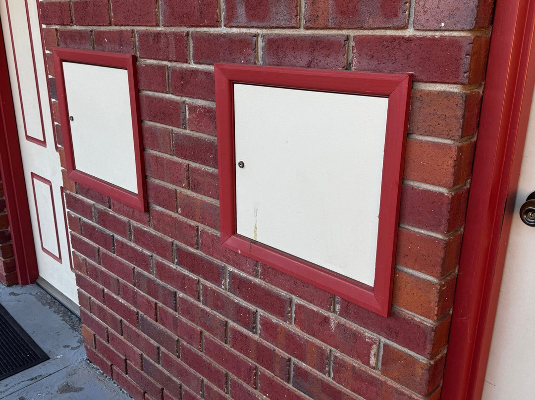 Courtyard Motor Inn主图