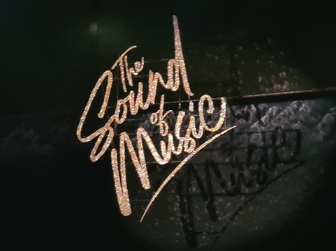 Curve Theatre-莱切斯特必去景点