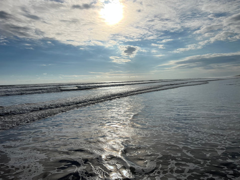 可可马尔海滨酒店主图