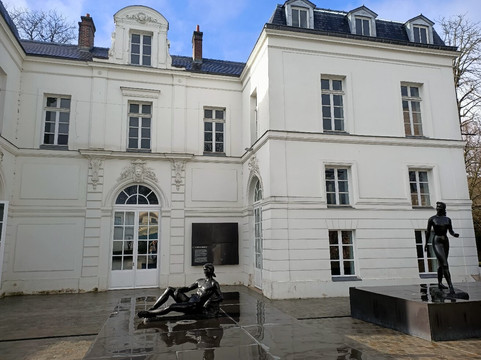 Museum Paul-Belmondo-布洛涅-比扬古必去景点