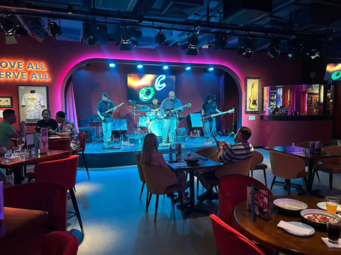 ฮาร์ด ร็อค คาเฟ่ หัวหิน