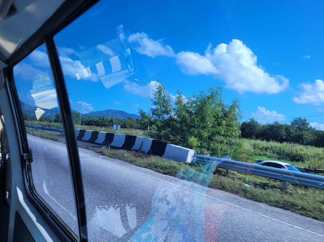 KIAK Transportation Services-Piarco必去景点