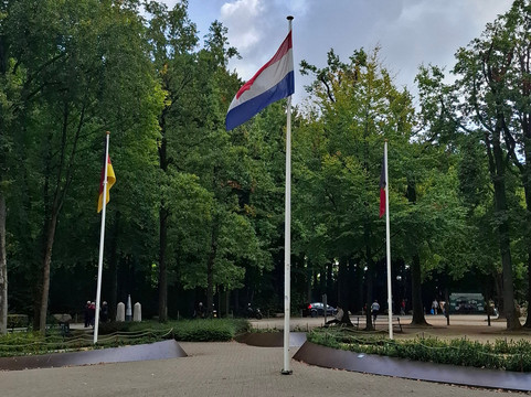 The Three Country Point NL BE DE-Vaals必去景点