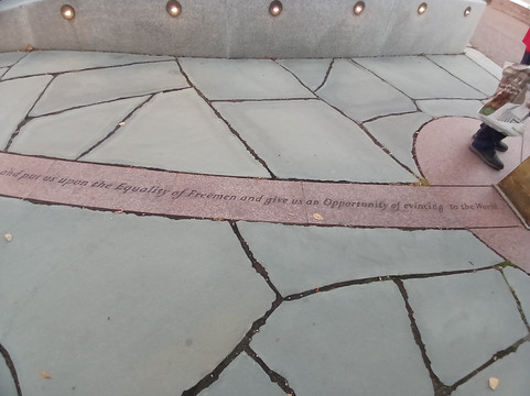 African Burying Ground Memorial-朴次茅斯必去景点