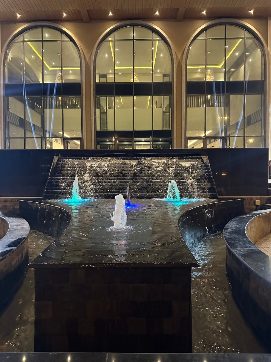 塞拉莱广场酒店-官方
