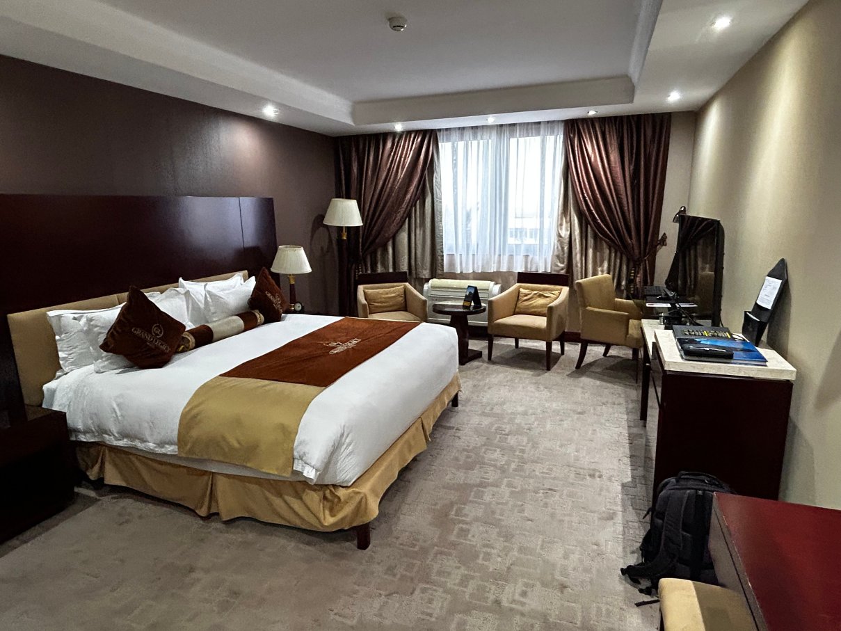 大传奇酒店-官方