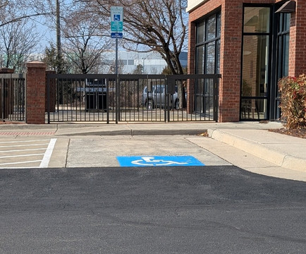 杜勒斯机场 SpringHill Suites 万豪酒店主图