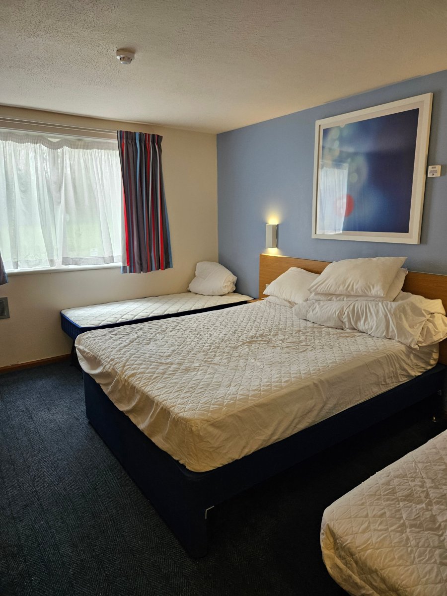 旅屋酒店-斯塔福德M6-客卧