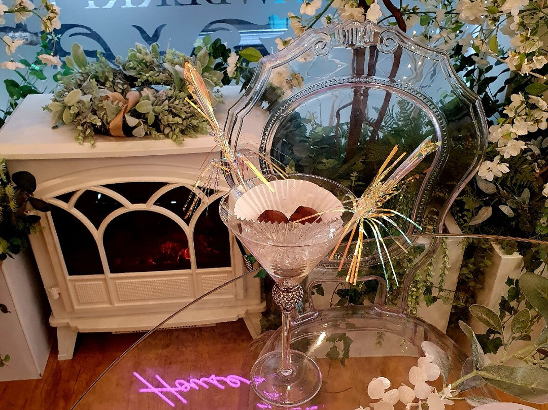 Strawberry House Interiors-多宁顿城堡必去景点