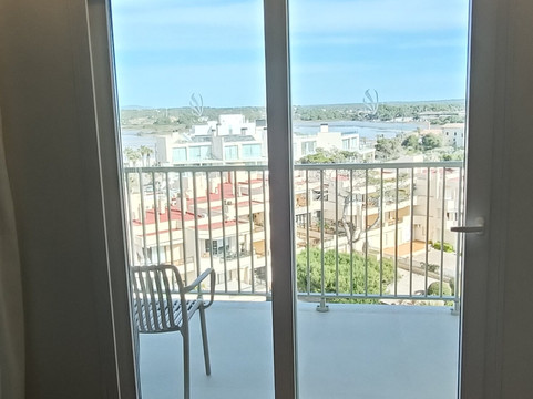 浪漫环球酒店主图