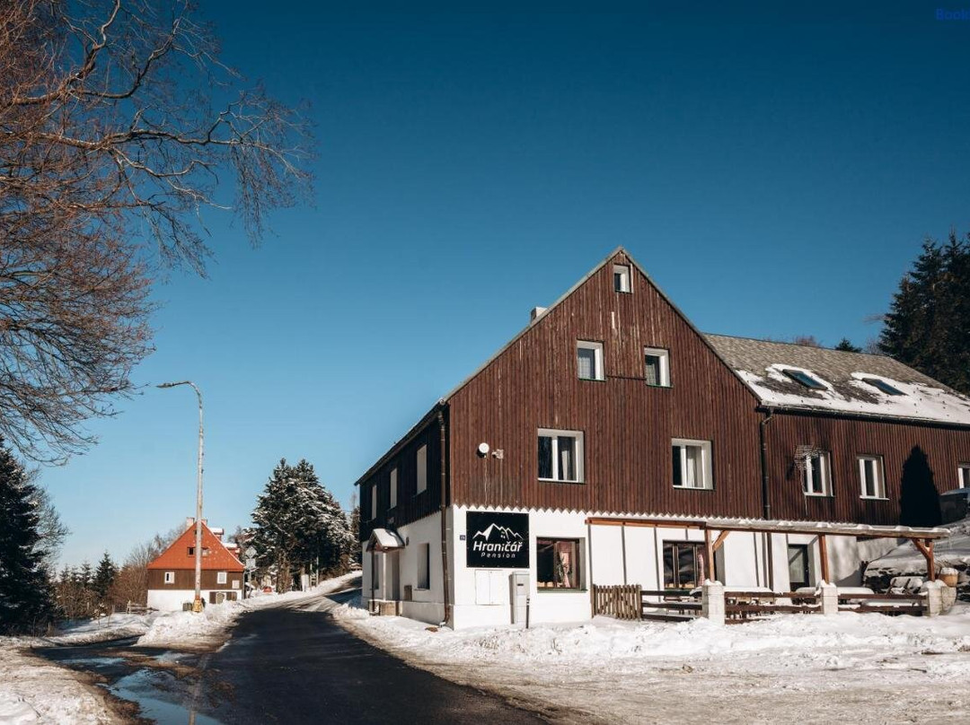 Perstejn酒店住宿-Penzion Hraničář