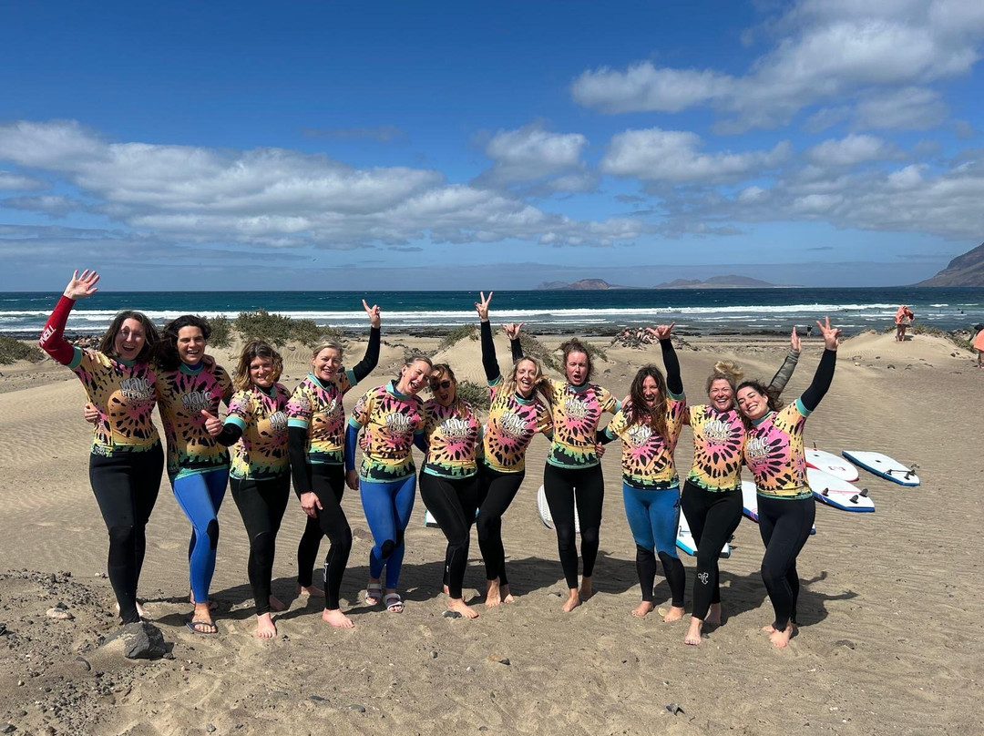 WAVE RITUALS Surf+Yoga+Massage-Caleta de Famara必去景点