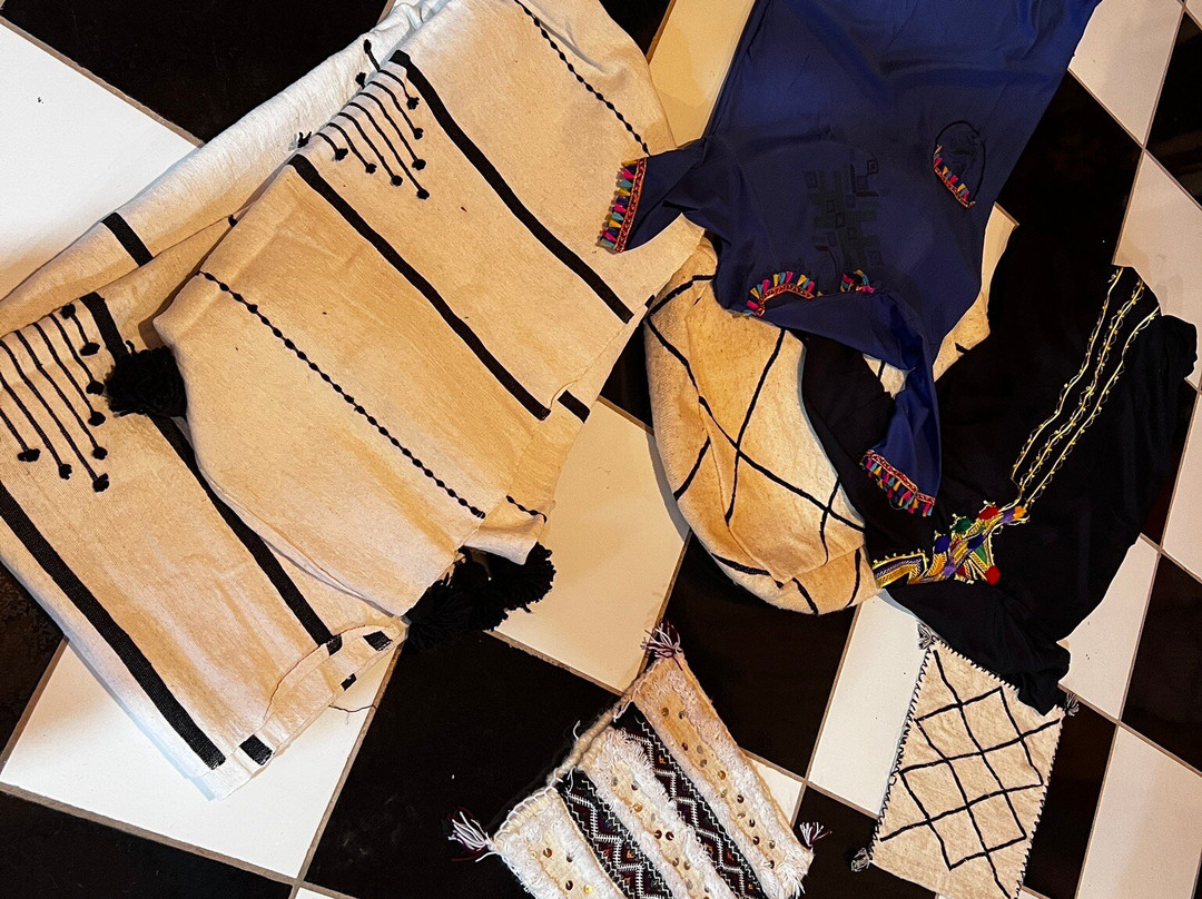 Dépôt Nomade-Hassilabied必去景点