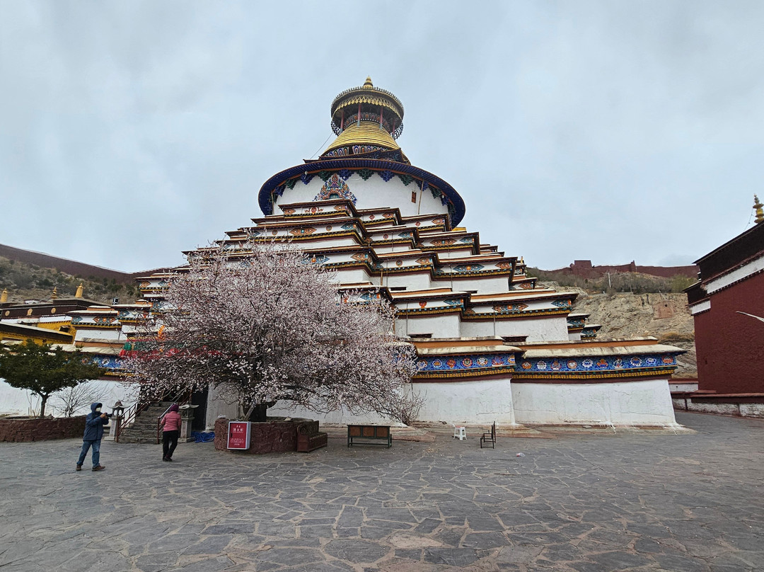 藏路旅游-拉萨市必去景点