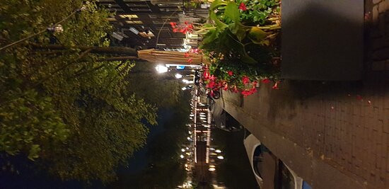 国宾大酒店主图