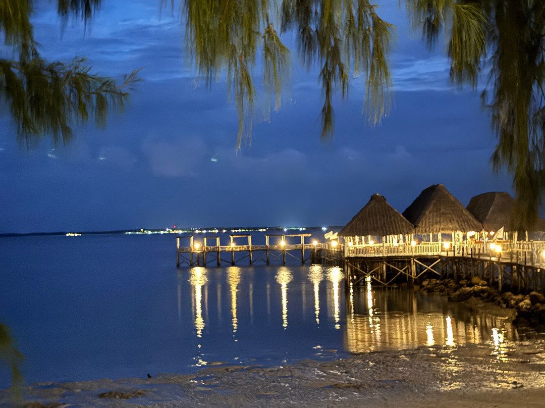 Paradise Beach Resort & Spa主图