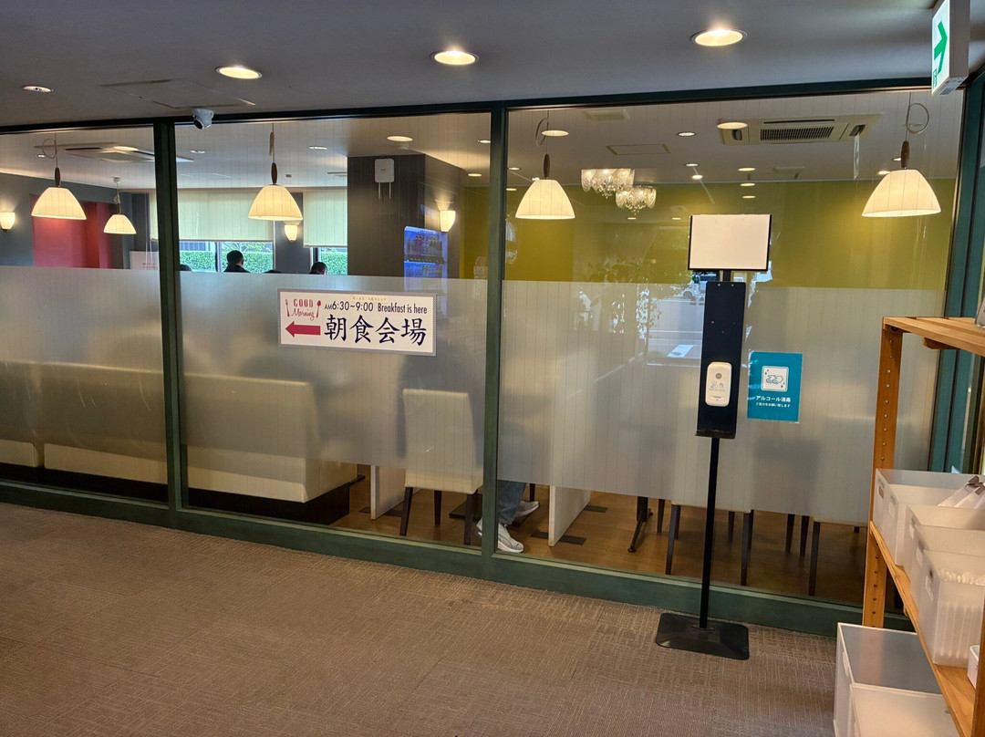 格兰大酒店主图