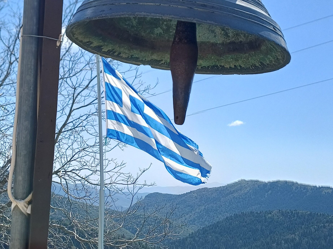 Explore Messinia-卡拉马塔必去景点
