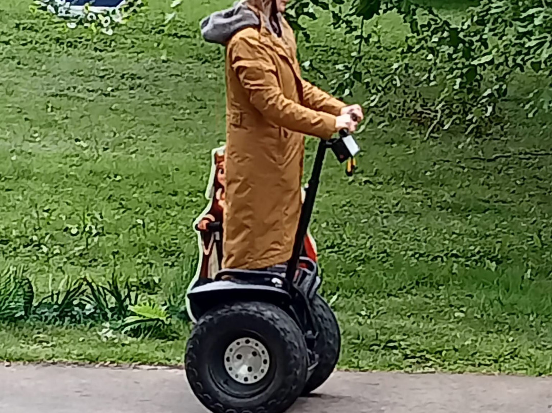 Leeds Castle Segway Tours-梅德斯通必去景点