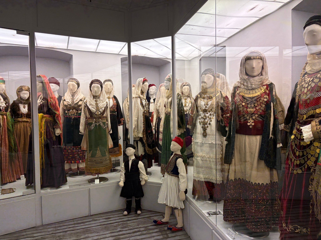 Permanent Exhibition of Traditional Greek Costume-Limni必去景点