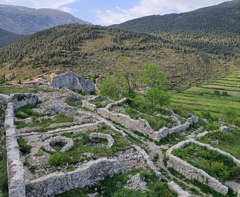 Santa Maria del Castell de Gósol-Gosol必去景点