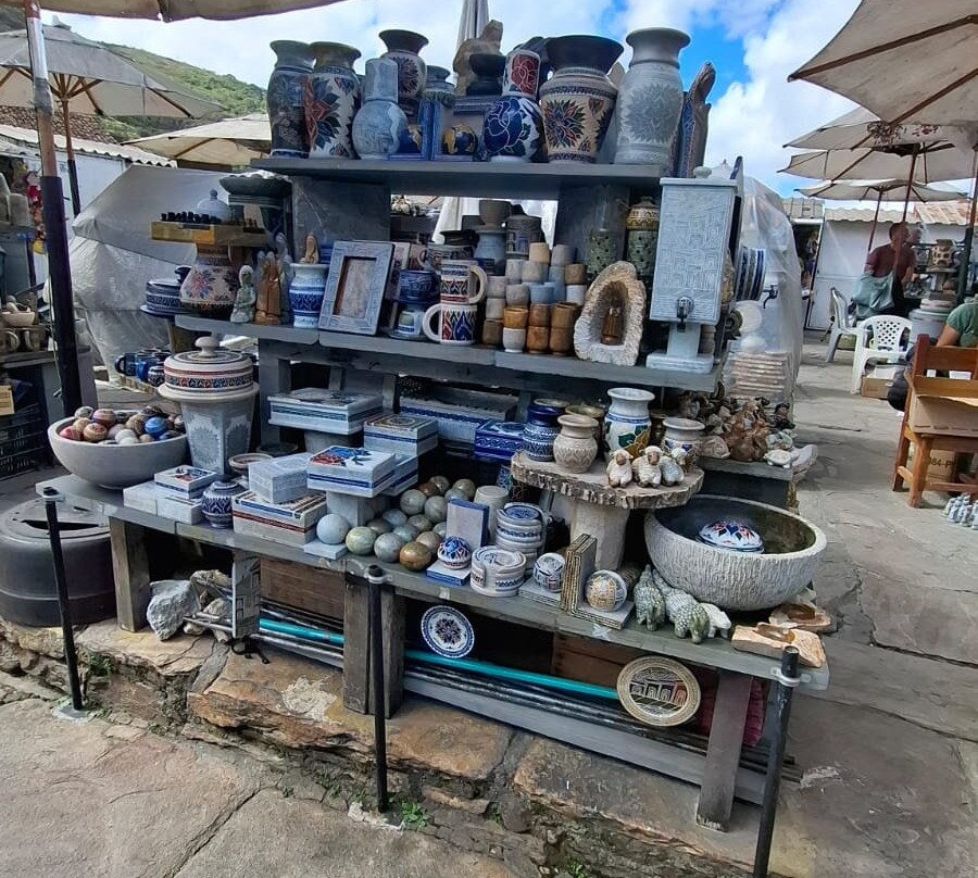 Feira De Pedra Sabao Do Largo De Coimbra-欧鲁普雷图必去景点