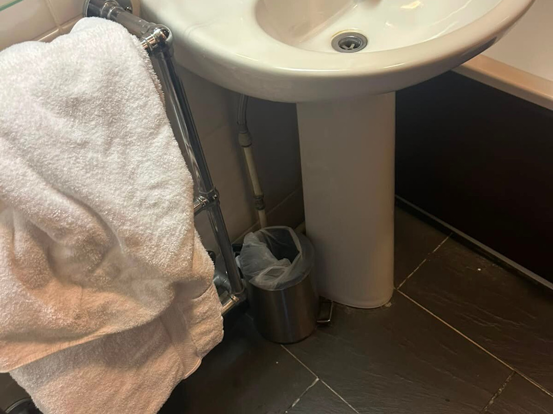 The Rose and Crown Hotel – Tonbridge主图