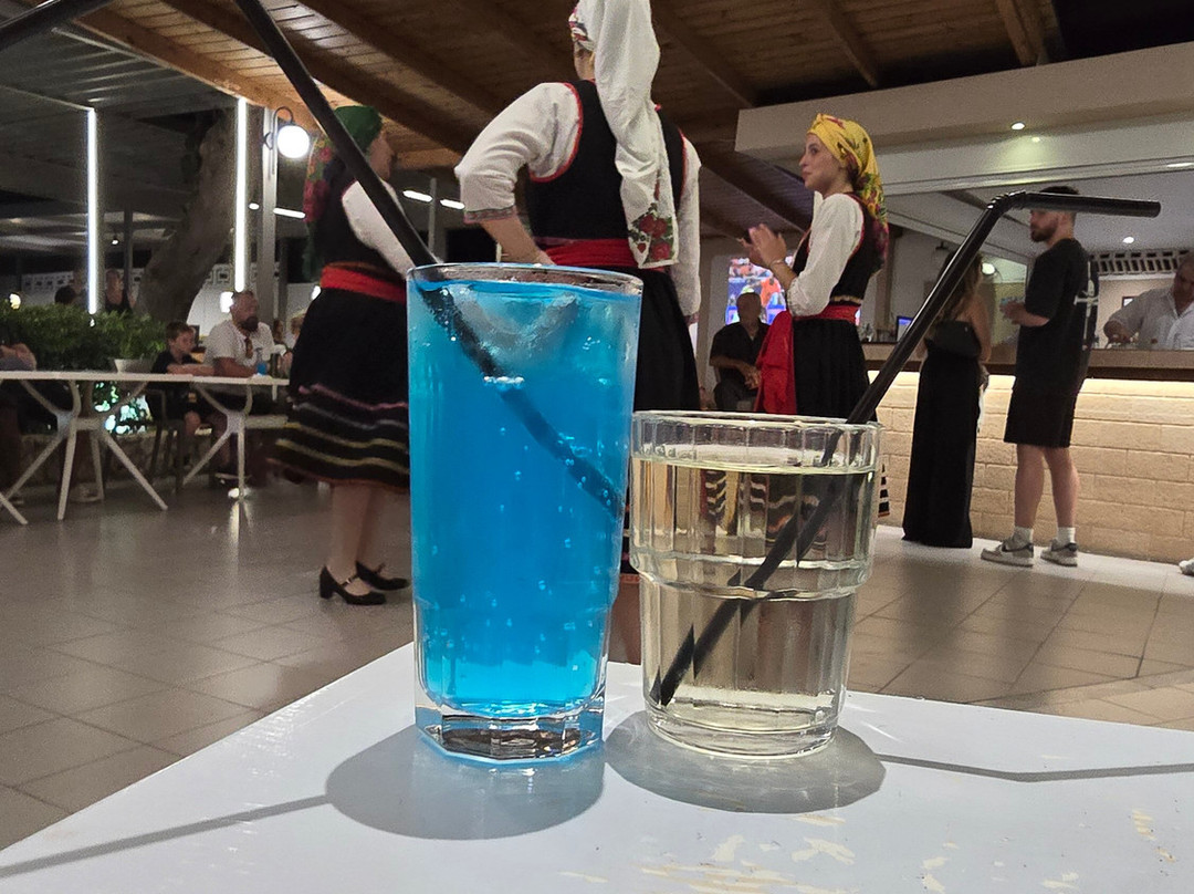 梅利酒店主图