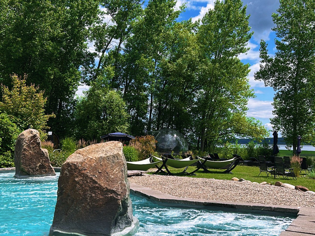 Spa des Neiges-Sainte Anne de Beaupre必去景点
