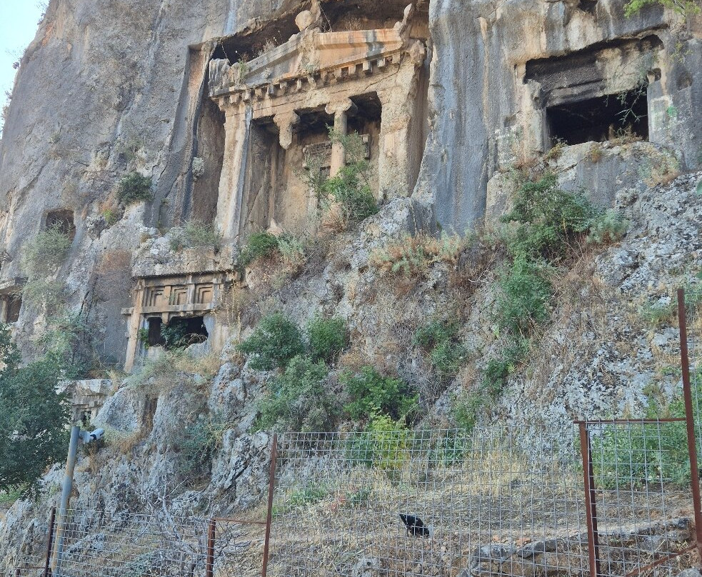 Amynthas Rock Tomb-穆拉必去景点