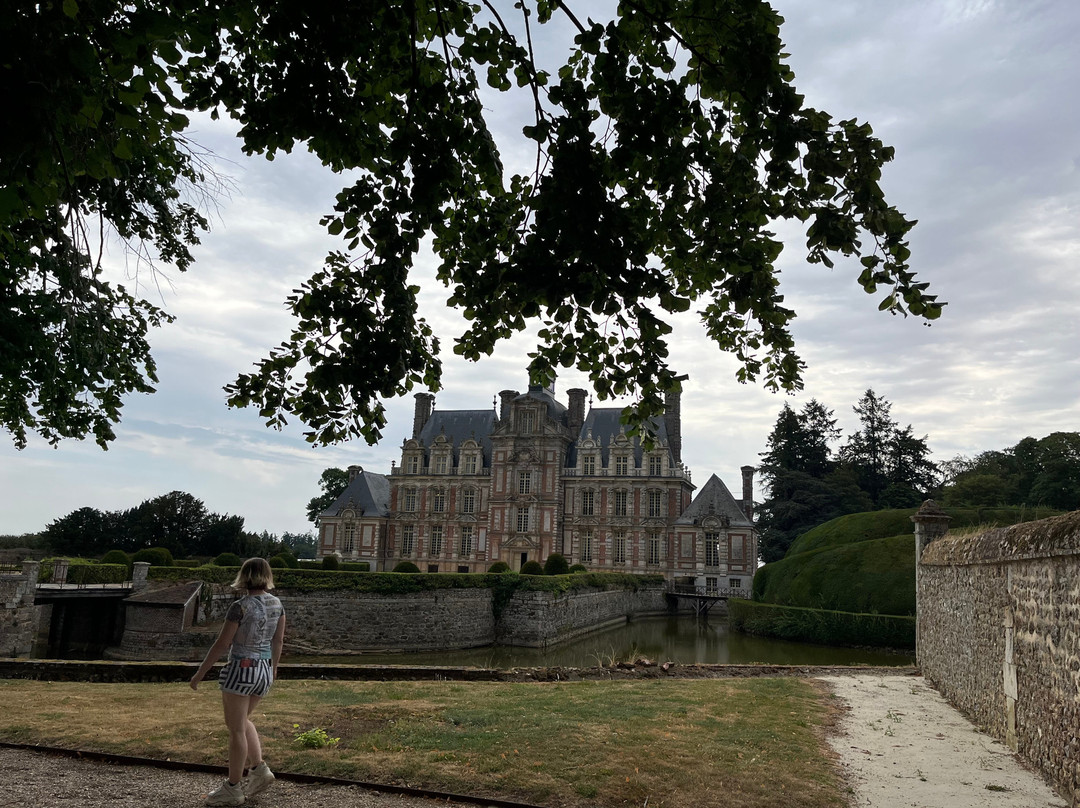 Chateau de Beaumesnil-Beaumesnil必去景点