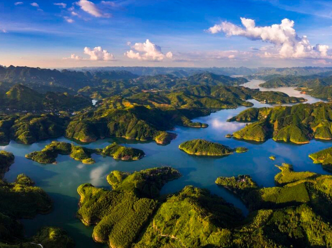 万峰湖景区-兴义市必去景点
