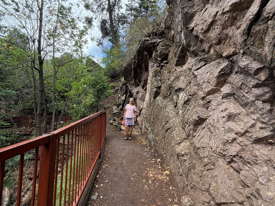 Box Canyon Waterfall & Park-乌雷必去景点