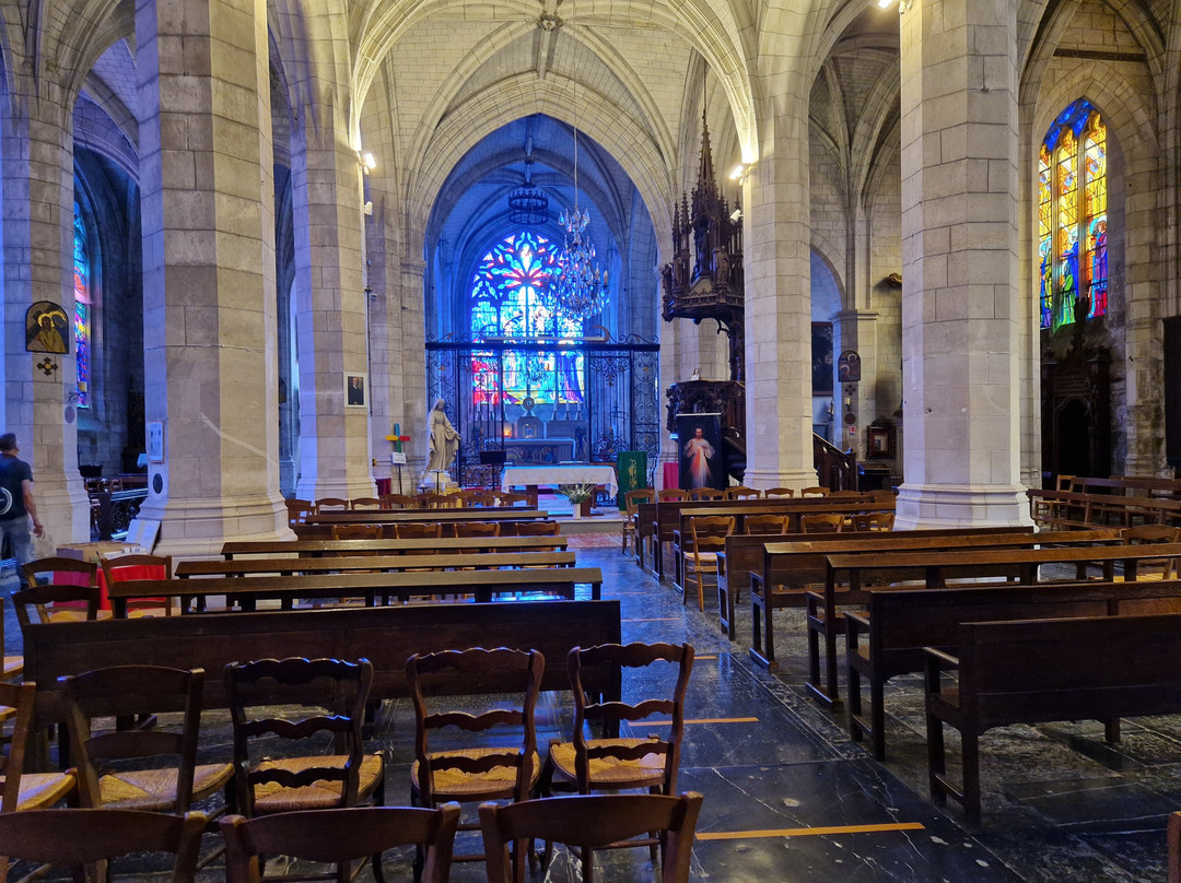 Église de Saint Pierre et Saint Paul