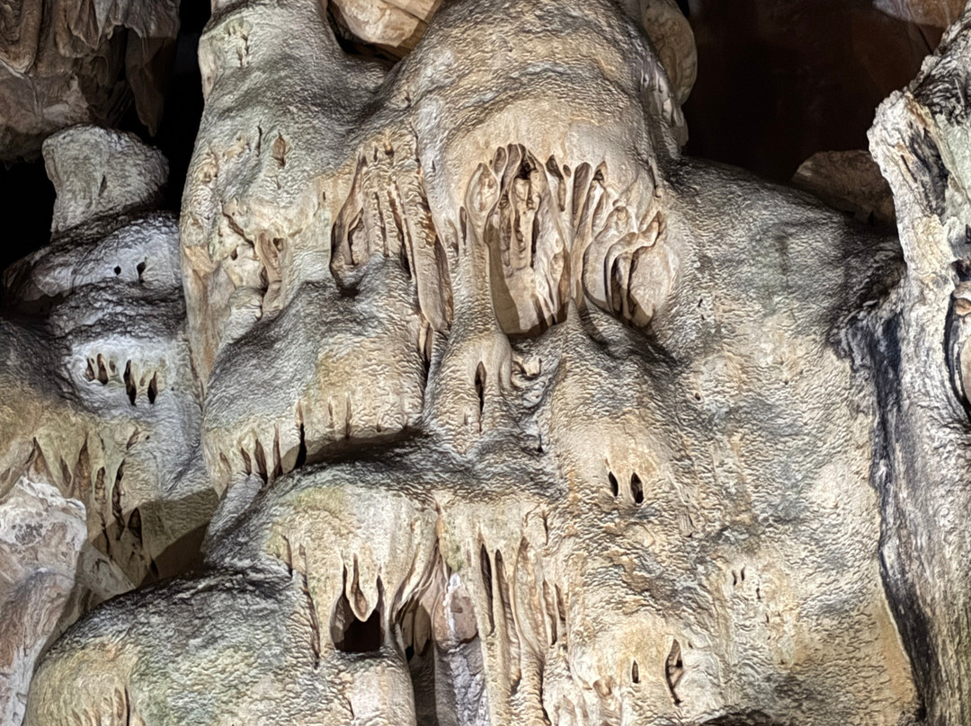 Cango Caves-奥兹洪必去景点