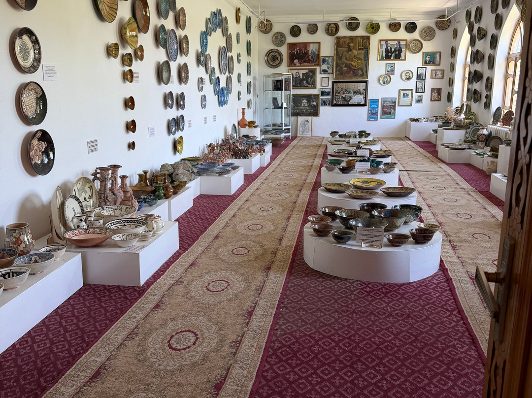 Gijduvan ceramics of The Narzullaevs-Gijduvan必去景点