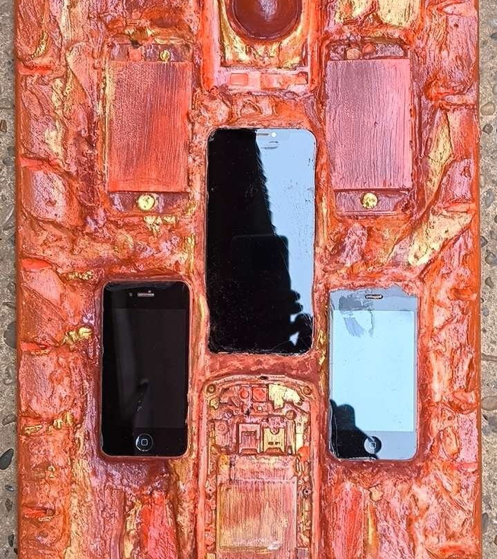 Art Gallery Contemporary Tapiézo-Roussillon必去景点