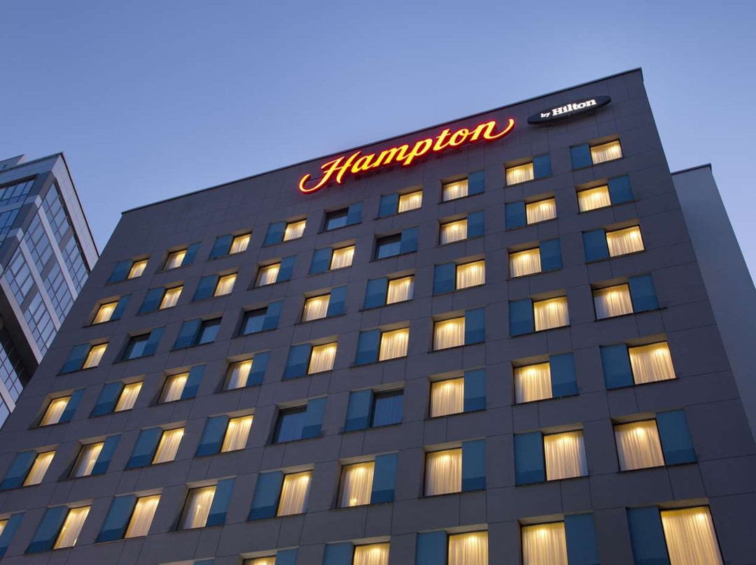 明斯克市中心希尔顿汉普顿酒店主图