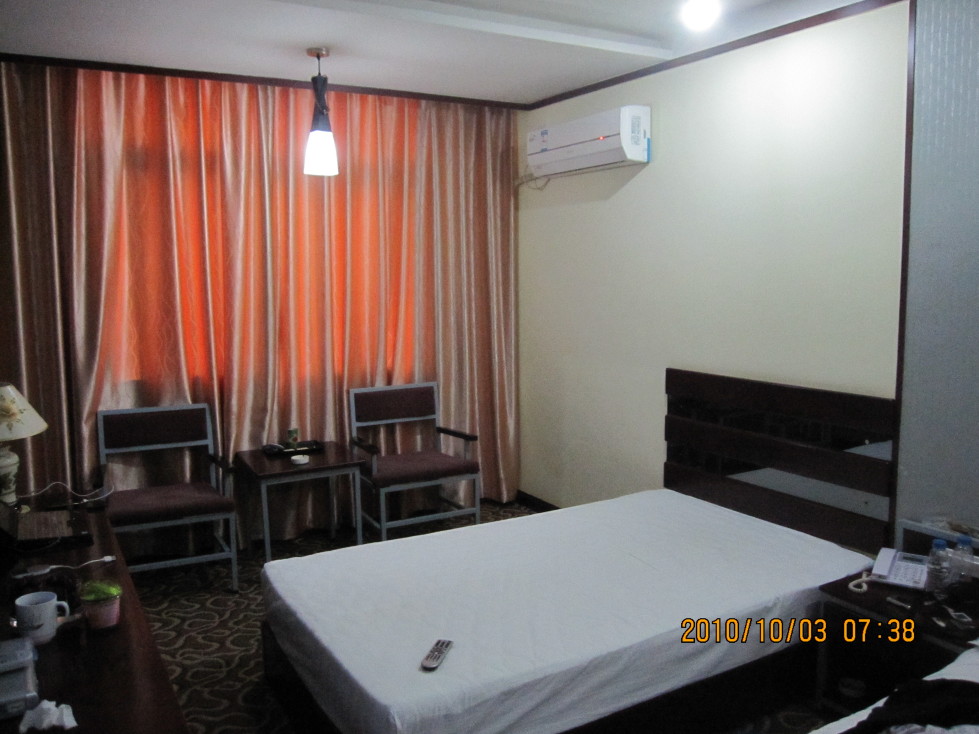 留坝宾馆（留坝老街店）-客卧