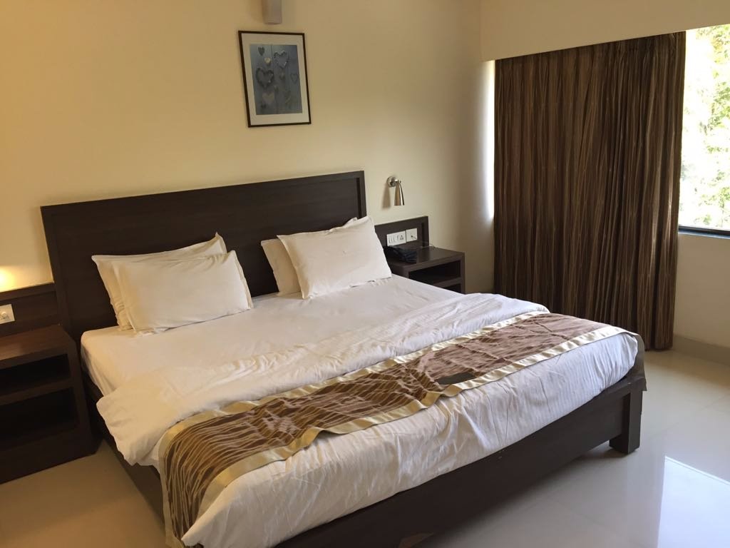 Hotel Aroma Executive-官方