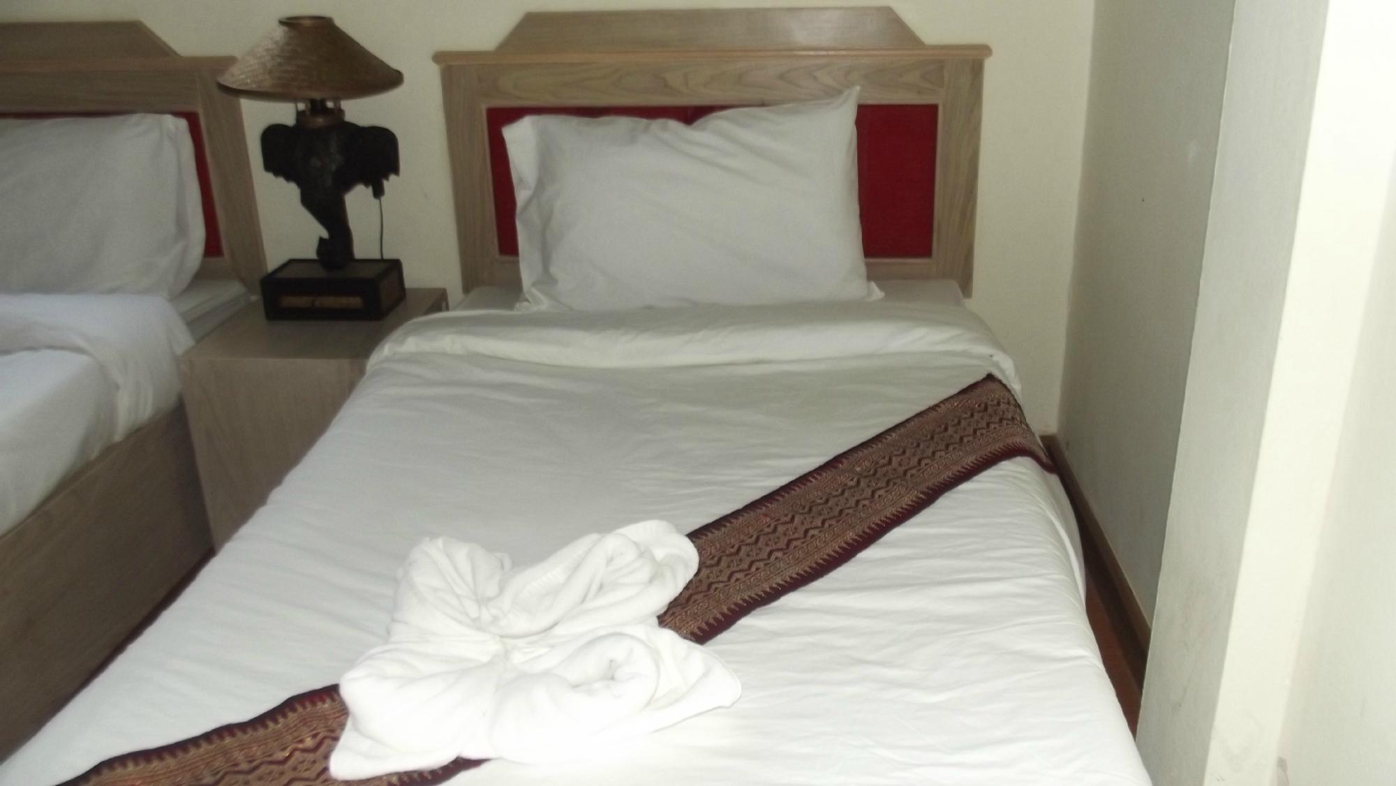 Home Place Hotel-客卧
