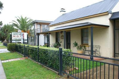 Centralpoint Motel